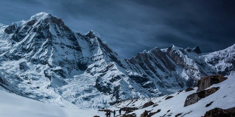 趣玩设计商品：极客如何用创意收纳打造沉浸式高效工作区